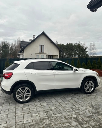 Mercedes-Benz GLA cena 109000 przebieg: 56028, rok produkcji 2019 z Radom małe 301